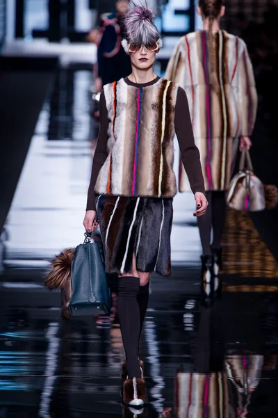 Look 2